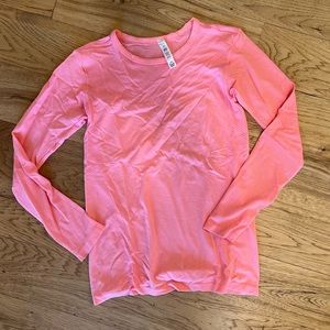 Alo seamless essential long sleeve, macaron pink. Size medium